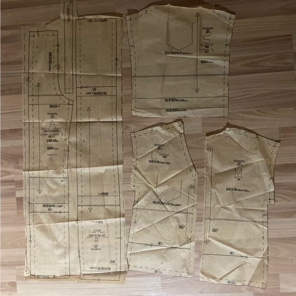 1982 Simplicity Girls Pullover Pants and Middy Top 5557 - Picture 3 of 4